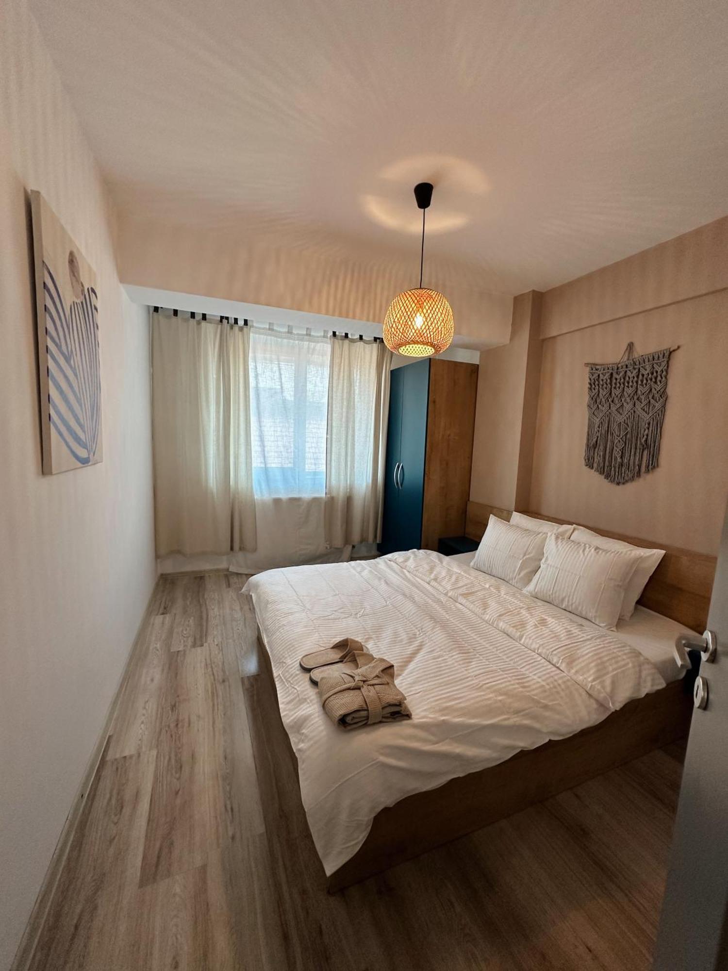 Modern Flat - Apartament Nou Aproape De Spital Si Aeroport Yaş Dış mekan fotoğraf